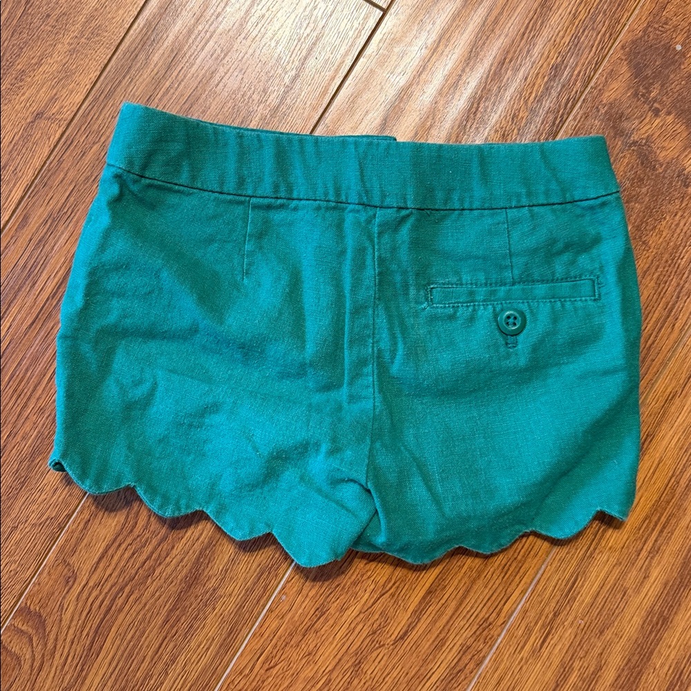 Crewcuts Green Scalloped Hem Women Shorts - Picture 2 of 3